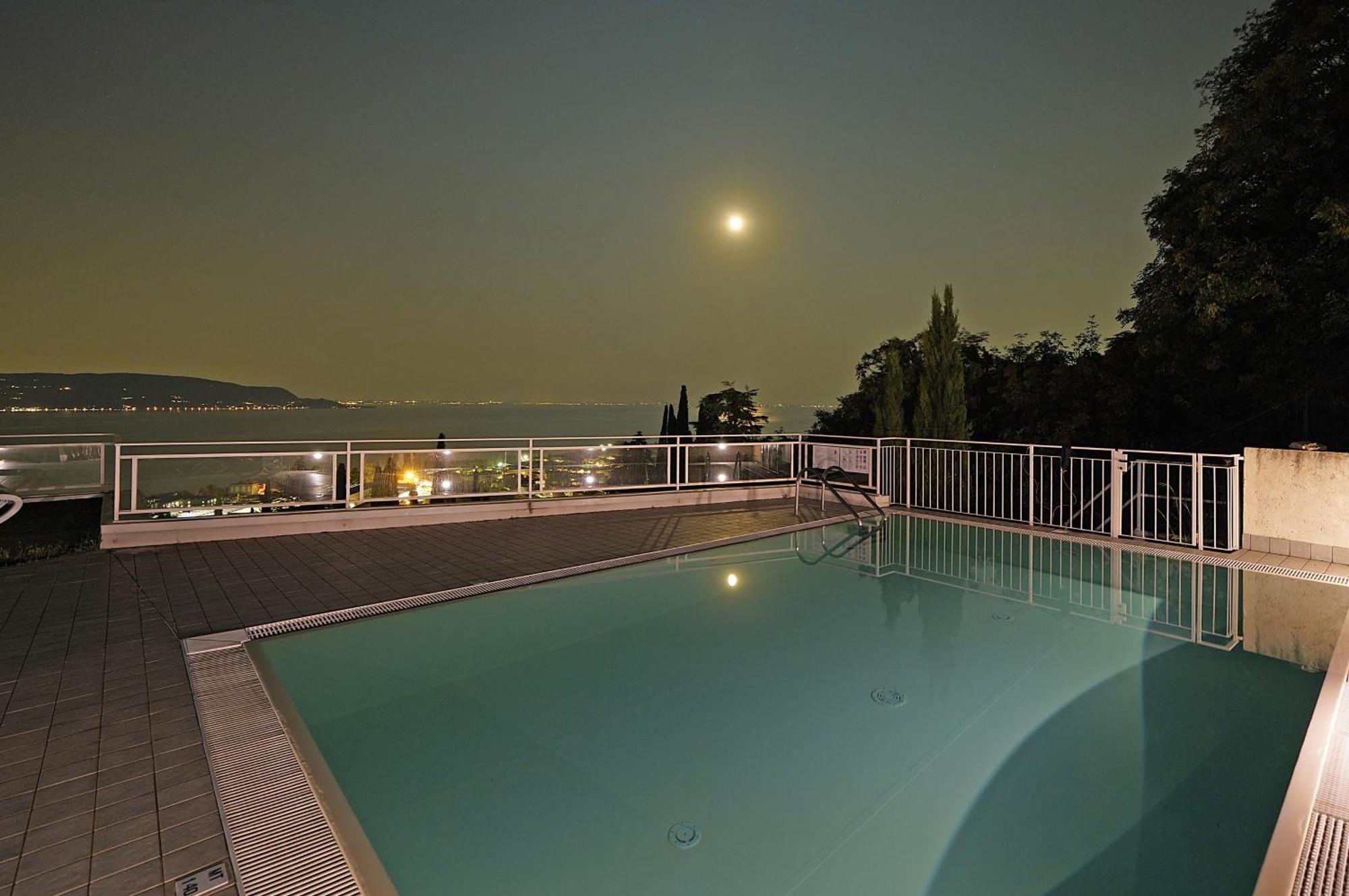Poggio Al Sole 6 Apartment By Wonderful Italy Toscolano-Maderno Kültér fotó
